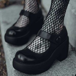 ANARCHIC by T.U.K. Black Bubble Anarchic Mary Jane Platform SIZE 8